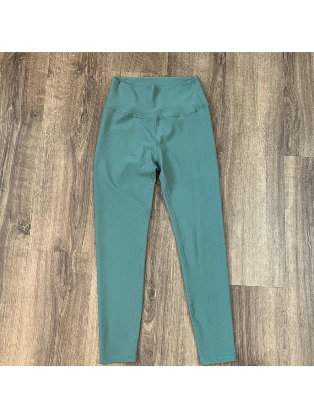 Wilo Base Ribbed Green 7/8 Legging Sz L Pistachio